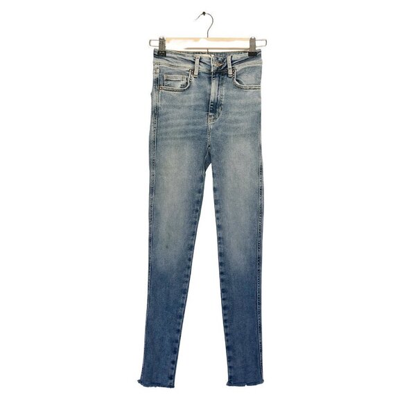 Free People High Rise Light Wash Raw Hem Skinny Jeans | Size 24 - Picture 6 of 13